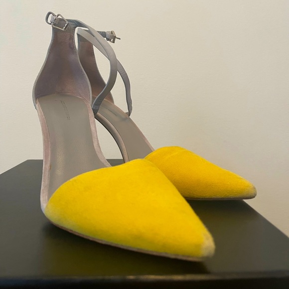 Alexander Wang - Picture 1 of 2